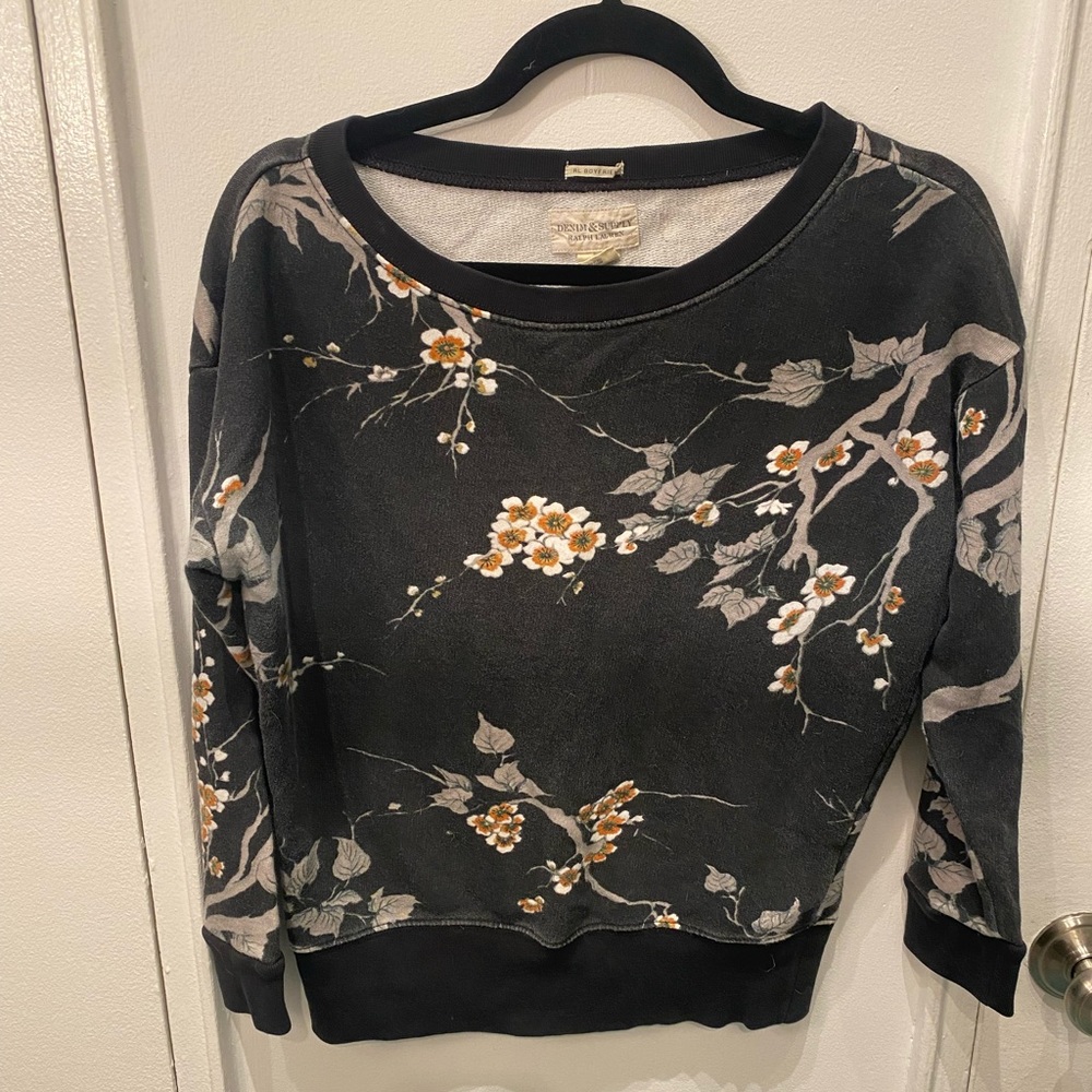 Vintage Style Crew Neck Sweatshirt